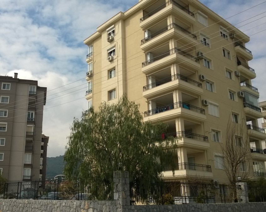 Gülgören Sitesi Gaziemir, İzmir