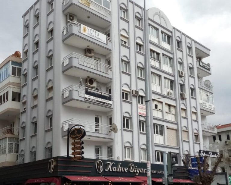 Ayşe Aytop Apartmanı Karşıyaka, izmir